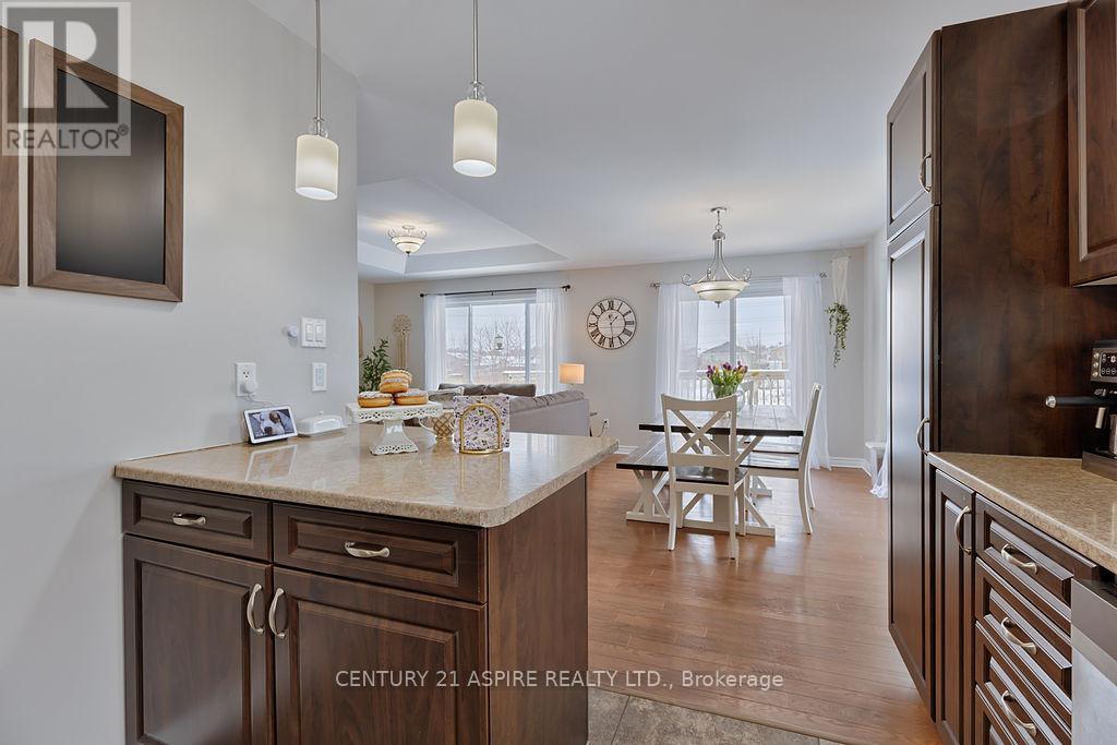 1042 Riverstone Street, Petawawa, Ontario  K8H 0B3 - Photo 9 - X12904318