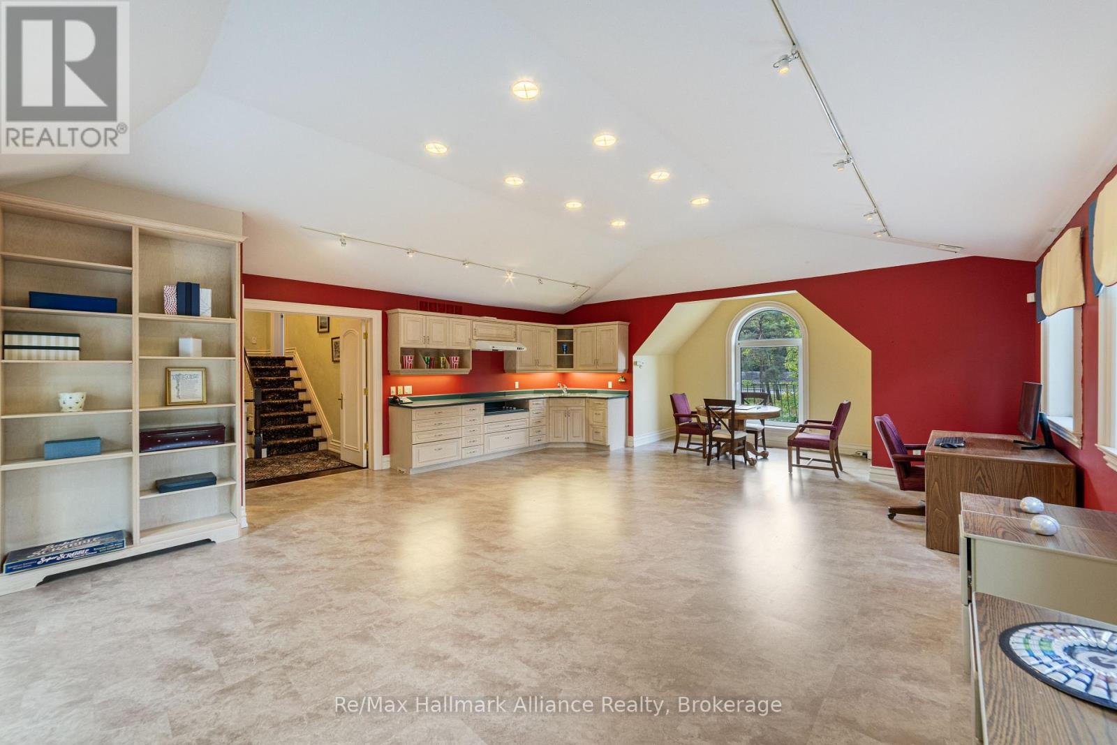 1024 Linbrook Road, Oakville, Ontario  L6J 2L1 - Photo 23 - W12904412