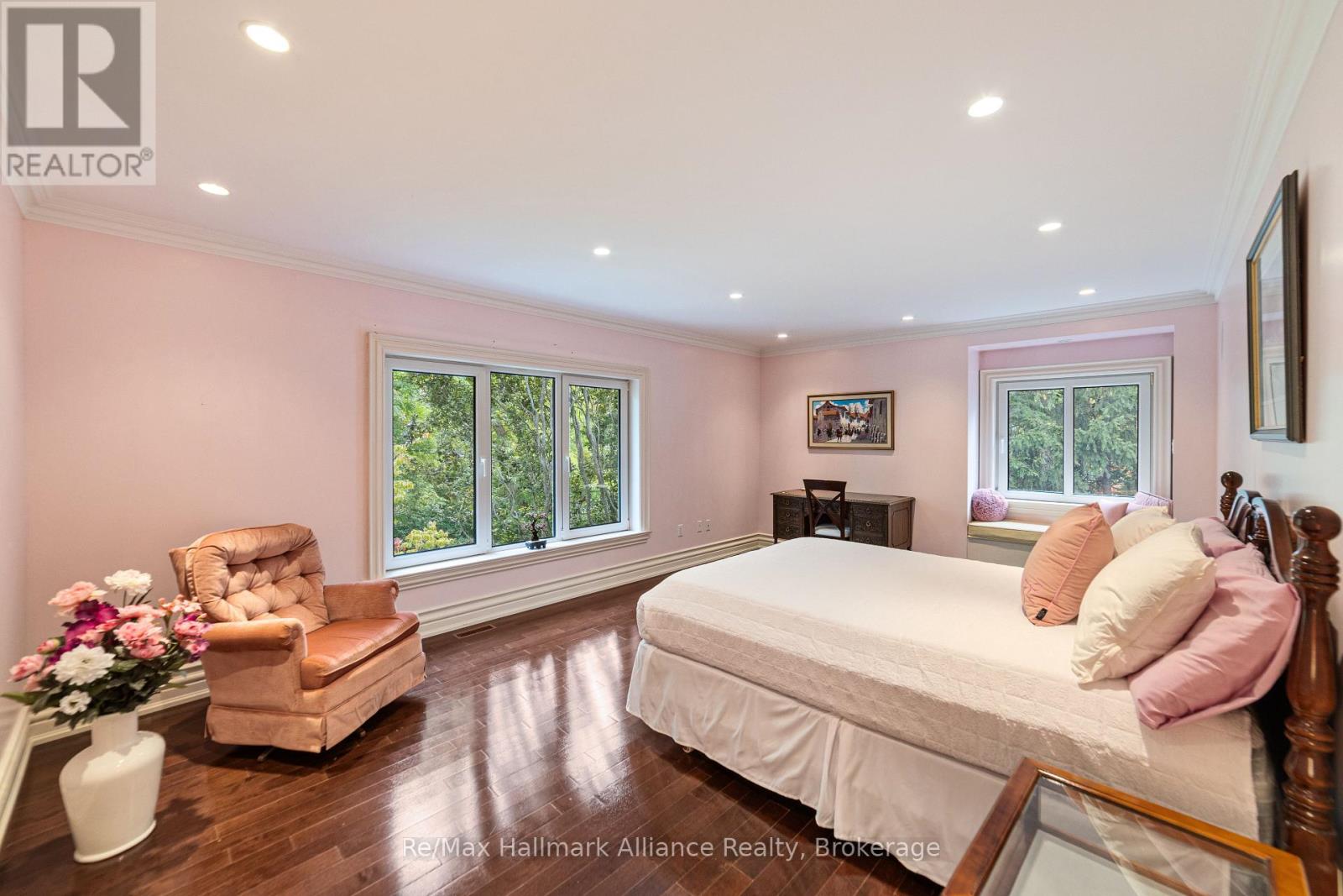 1024 Linbrook Road, Oakville, Ontario  L6J 2L1 - Photo 30 - W12904412