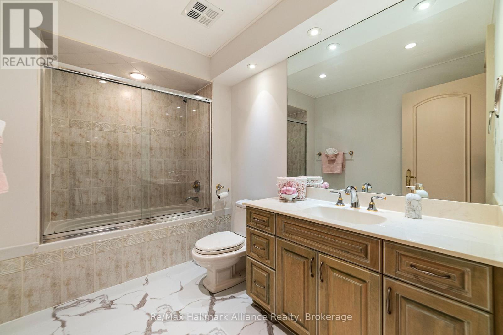 1024 Linbrook Road, Oakville, Ontario  L6J 2L1 - Photo 31 - W12904412