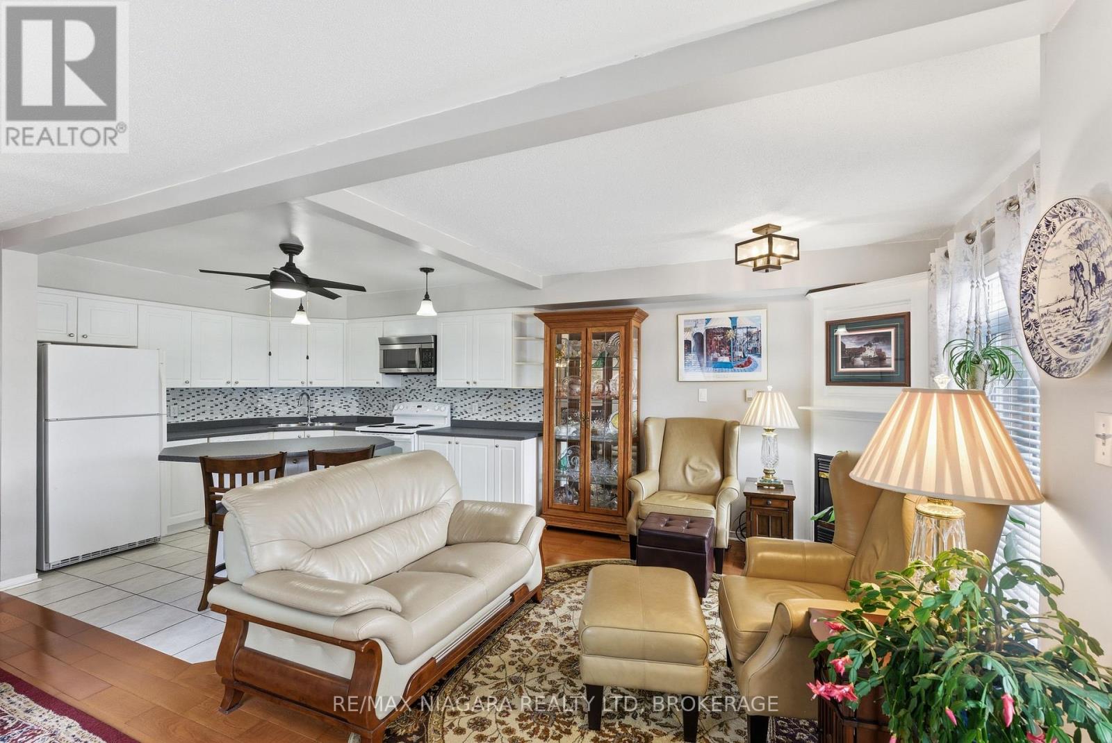 3 - 53 Bunting Road, St. Catharines, Ontario  L2P 3Y6 - Photo 11 - X12904268