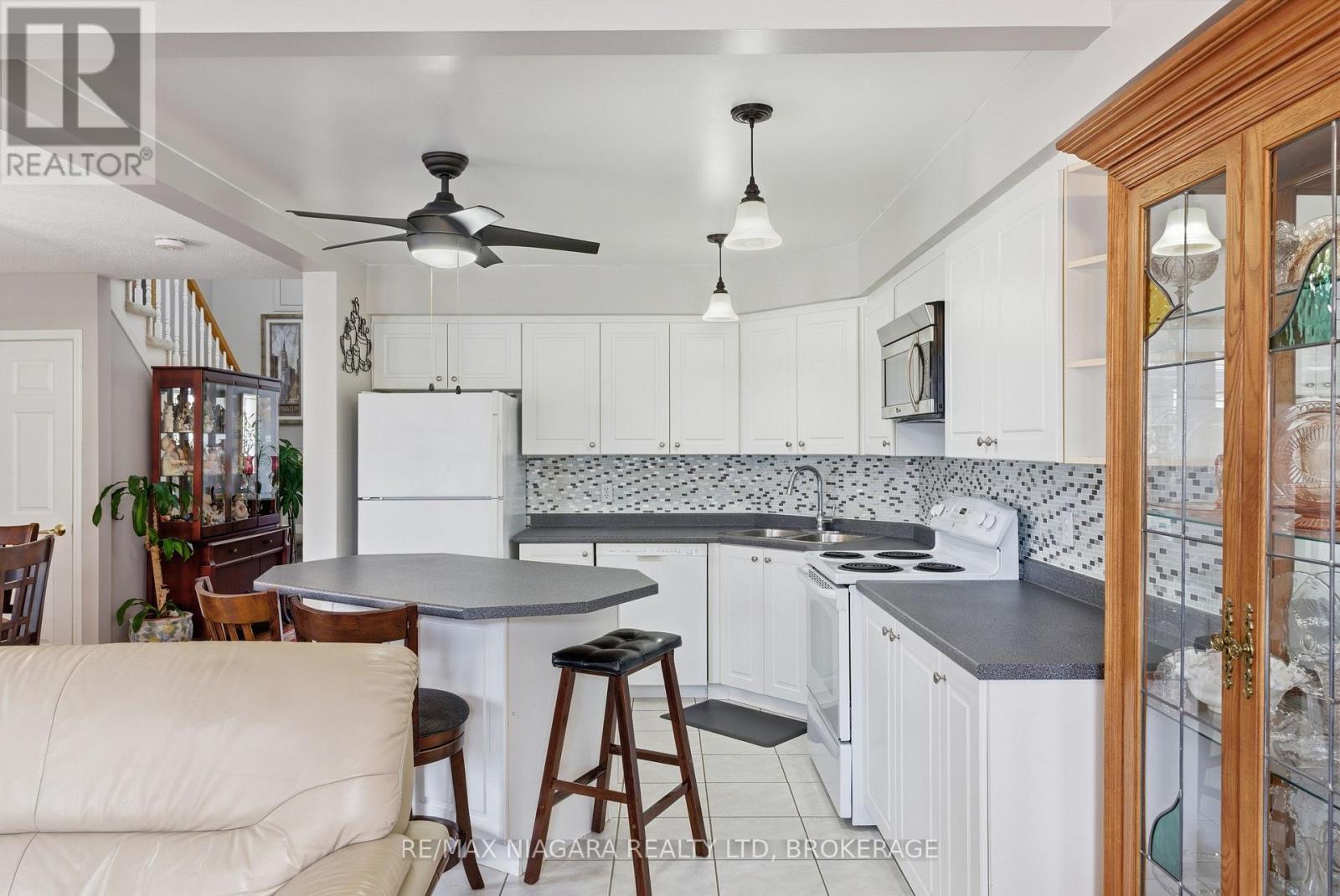 3 - 53 Bunting Road, St. Catharines, Ontario  L2P 3Y6 - Photo 14 - X12904268