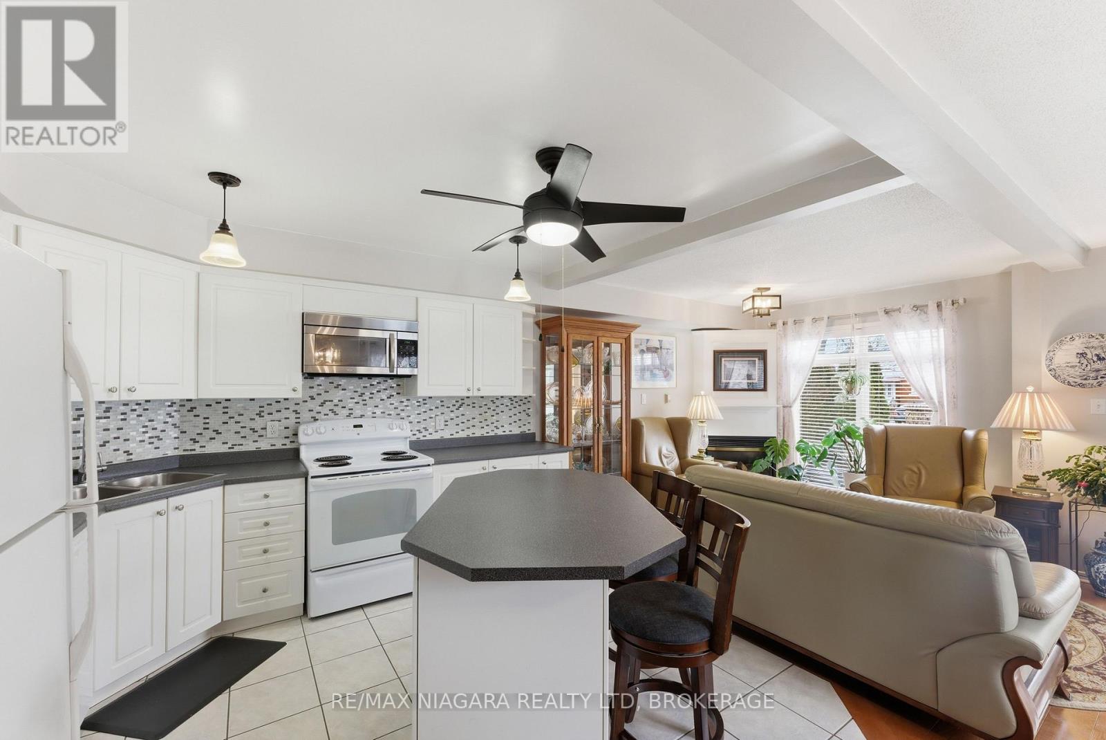 3 - 53 Bunting Road, St. Catharines, Ontario  L2P 3Y6 - Photo 8 - X12904268