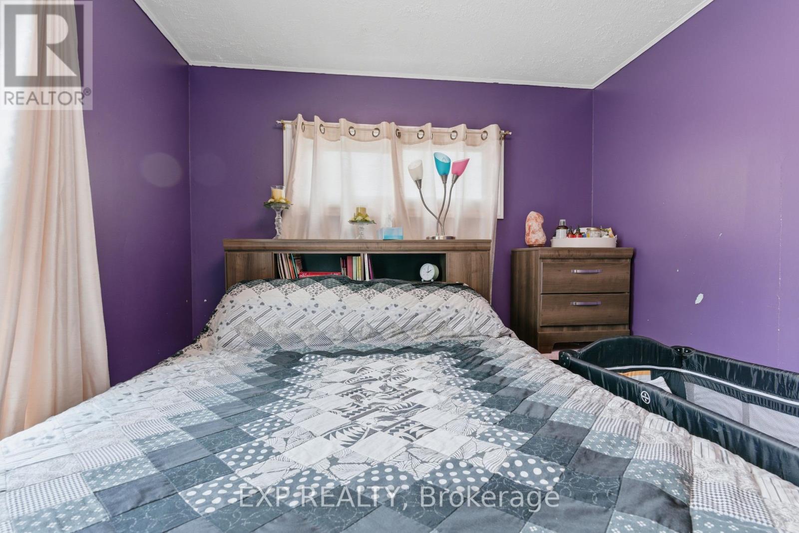 18 Plymouth Avenue, St. Catharines, Ontario  L2R 2Y1 - Photo 17 - X12904288