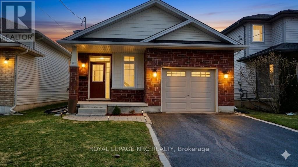 122 Wallace Avenue S, Welland, Ontario  L3B 1R5 - Photo 1 - X12904392