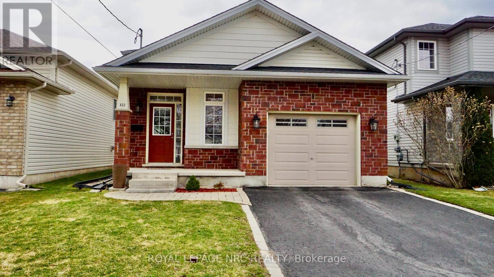 122 Wallace Avenue S, Welland, Ontario  L3B 1R5 - Photo 2 - X12904392