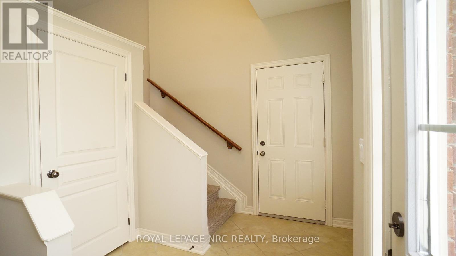 122 Wallace Avenue S, Welland, Ontario  L3B 1R5 - Photo 4 - X12904392