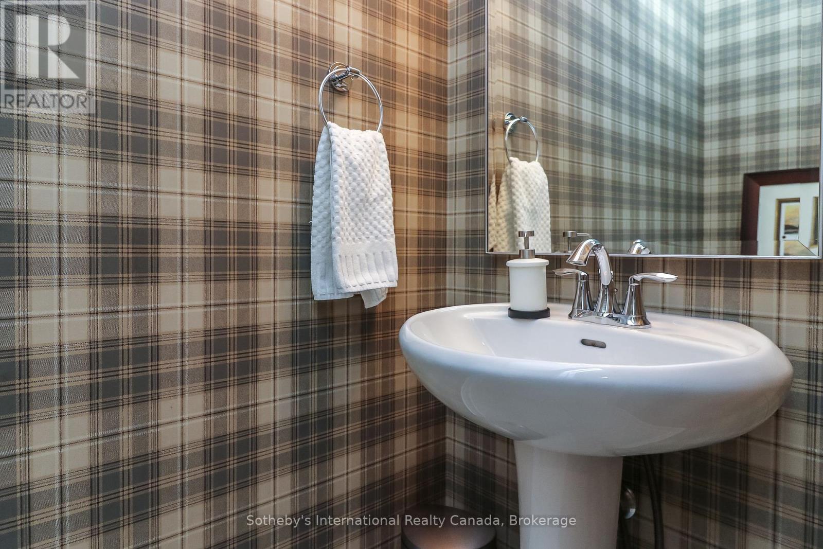 130 Conservation Way, Collingwood, Ontario  L9Y 0G9 - Photo 4 - S12904236