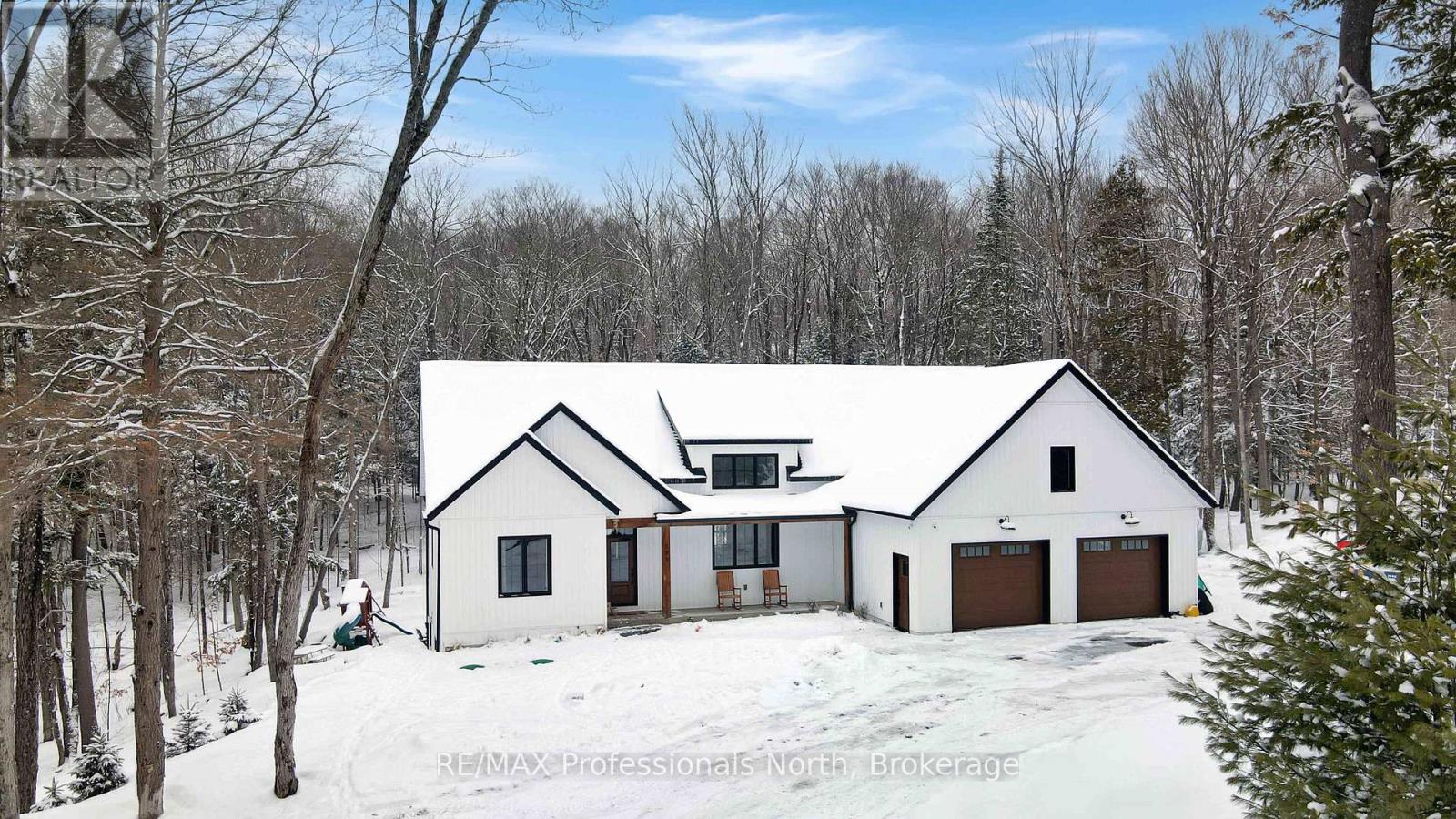 195 LAKEVIEW STREET, Dysart et al, Ontario