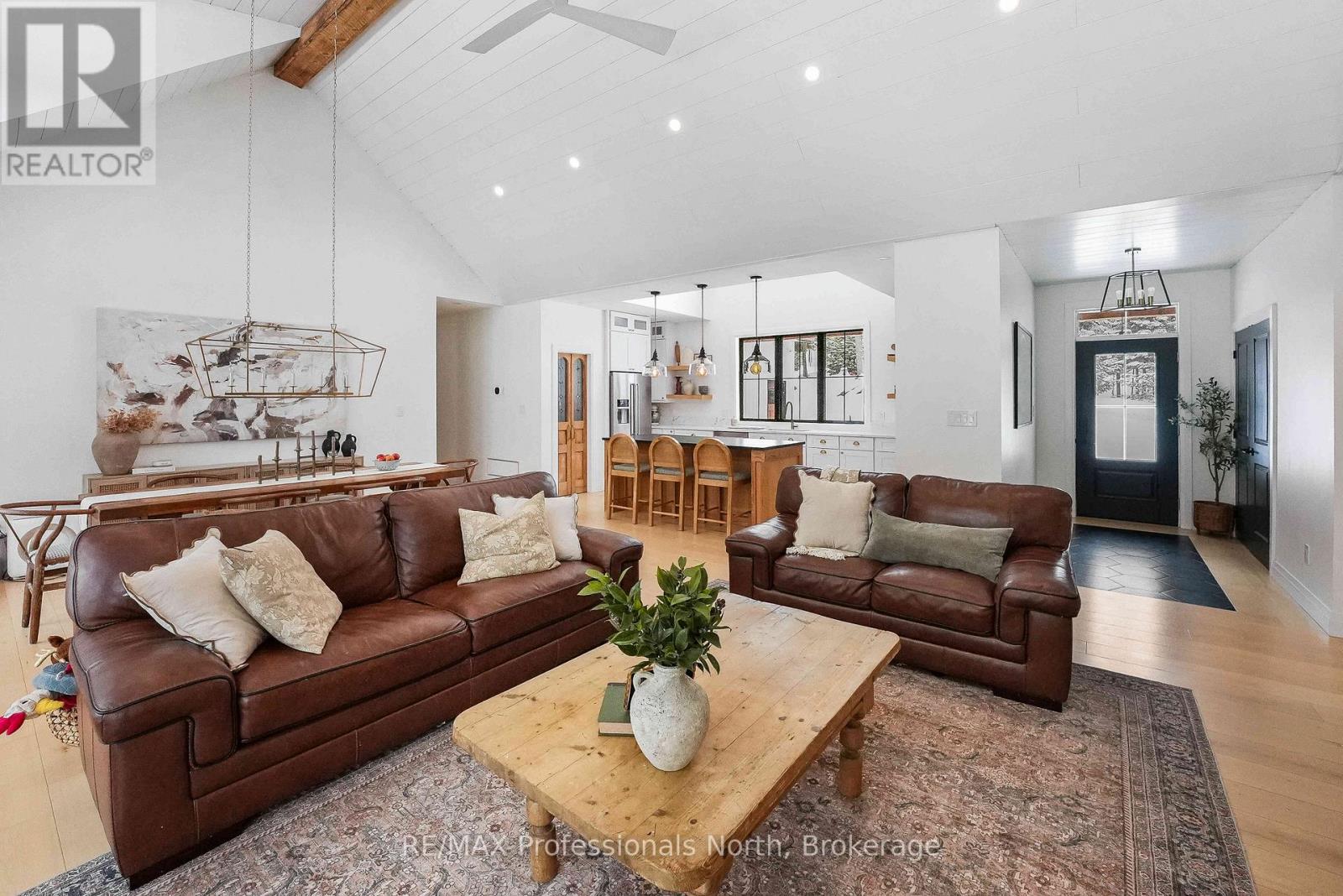 195 Lakeview Street, Dysart Et Al, Ontario  K0M 1S0 - Photo 15 - X12904196