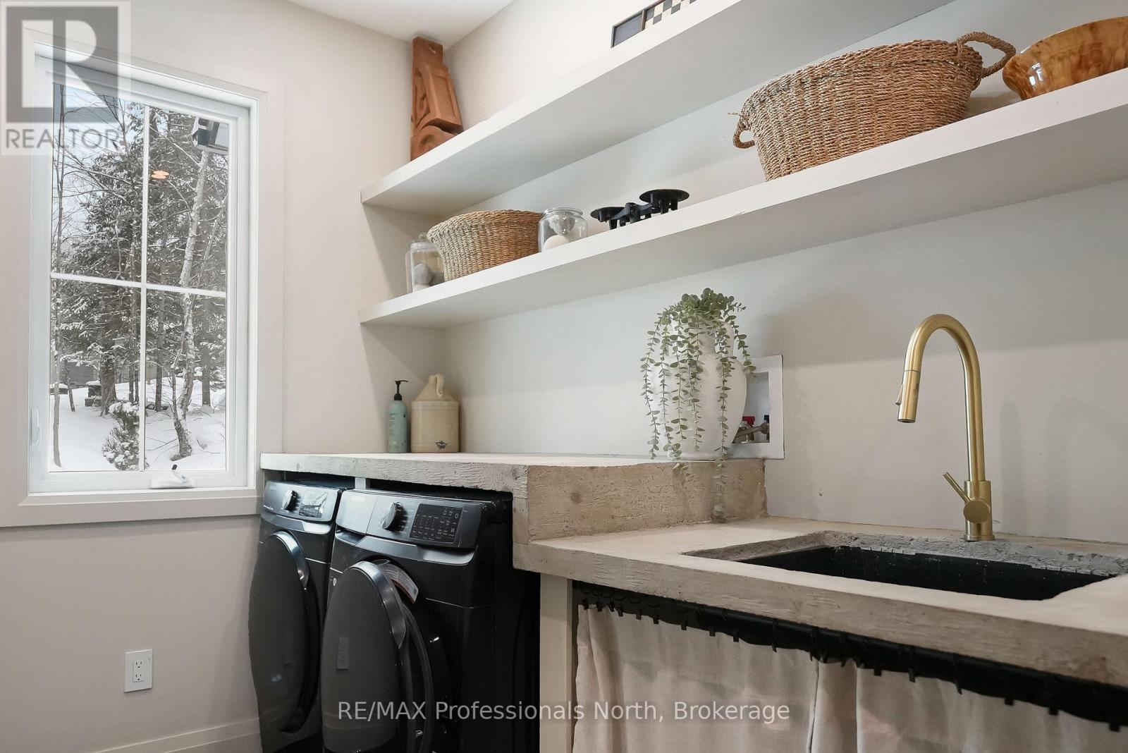 195 Lakeview Street, Dysart Et Al, Ontario  K0M 1S0 - Photo 28 - X12904196