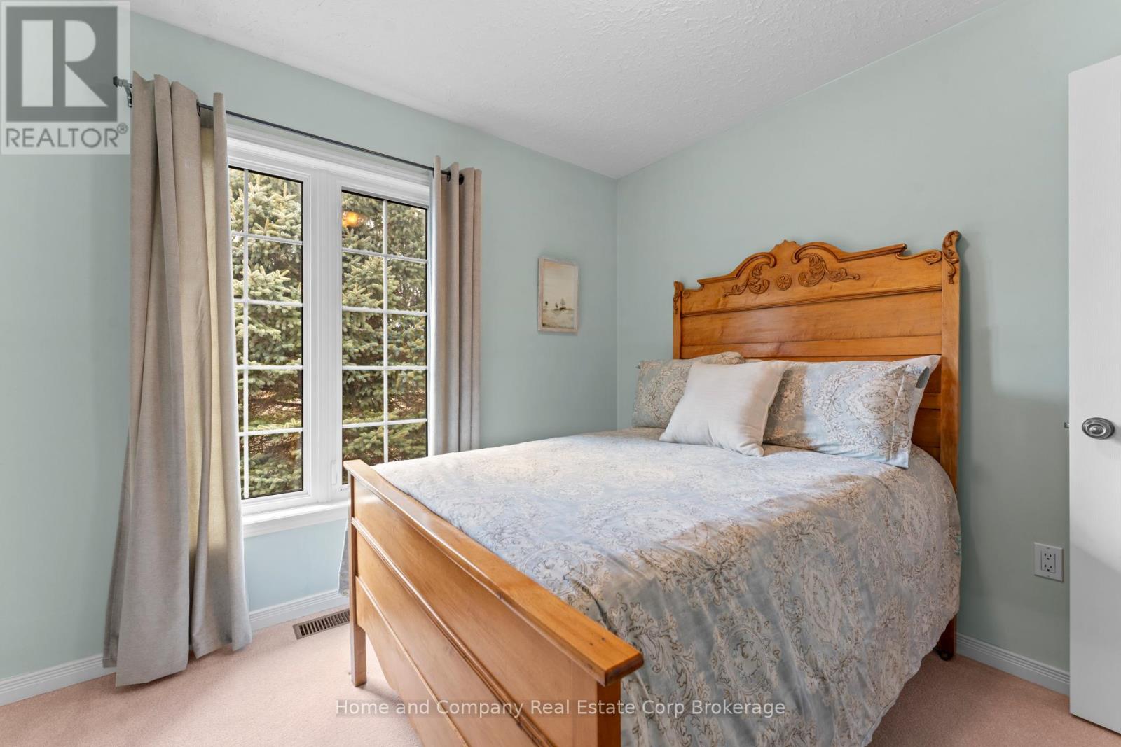 30 Carriage Lane, Bluewater, Ontario  N0M 1G0 - Photo 19 - X12904226