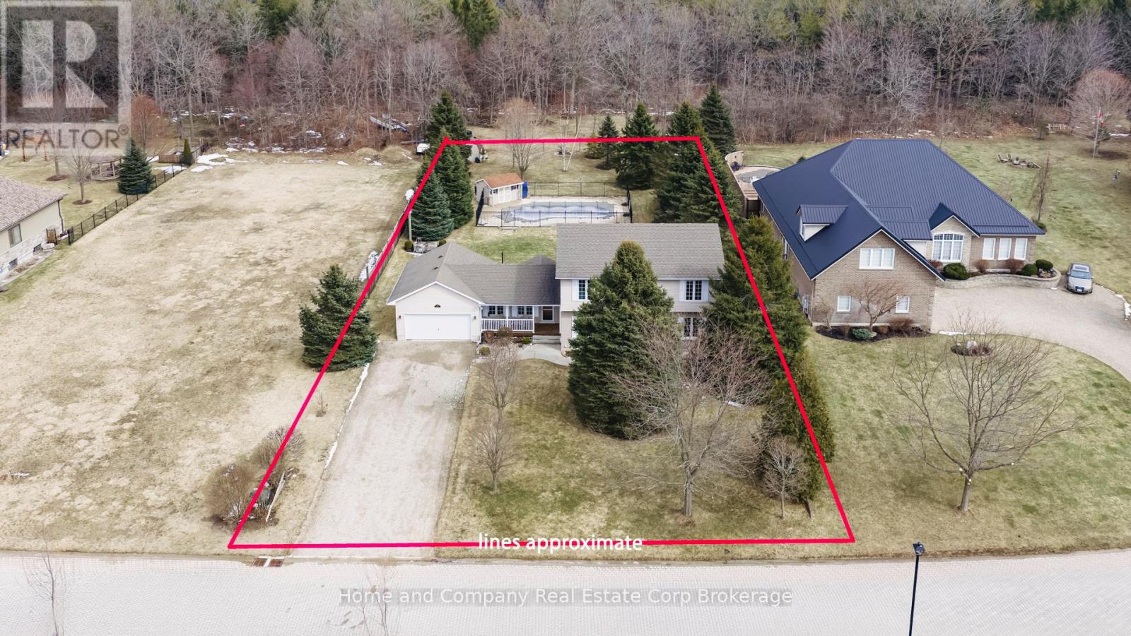 30 Carriage Lane, Bluewater, Ontario  N0M 1G0 - Photo 37 - X12904226