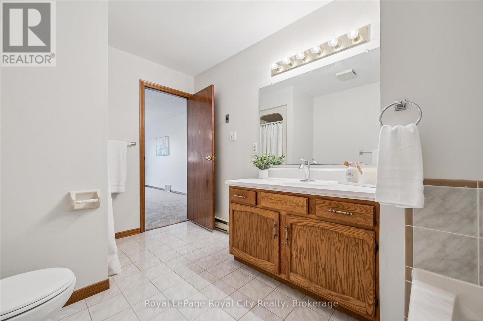 206 - 4 Albert Street, Cambridge, Ontario  N1R 3M4 - Photo 36 - X12904394