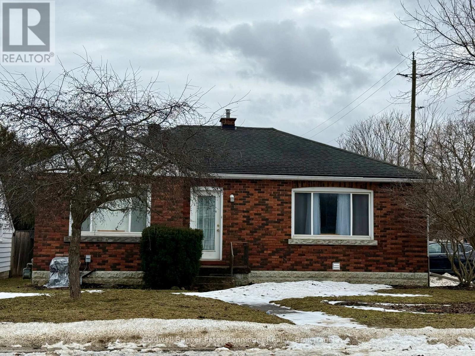 501 NAPIER STREET, Brockton, Ontario