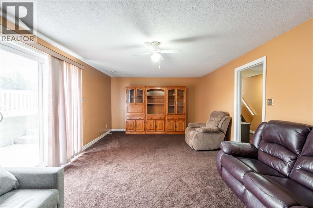 305 Oaklea Court, Sarnia, Ontario  N7S 5Y9 - Photo 23 - 26005834