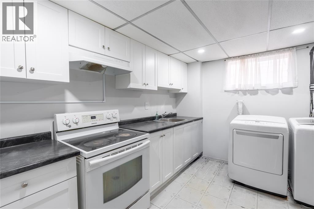 305 Oaklea Court, Sarnia, Ontario  N7S 5Y9 - Photo 30 - 26005834