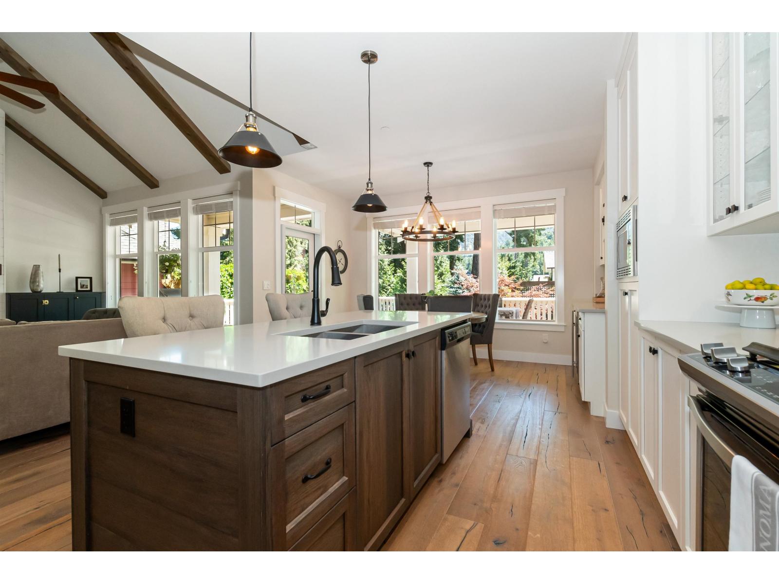 43331 Creekside Circle, Cultus Lake South, Lindell Beach, British Columbia  V2R 0Z4 - Photo 14 - R3075689