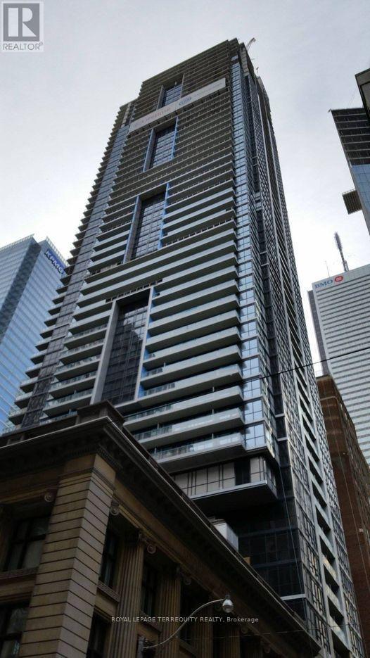 1204 - 70 TEMPERANCE STREET, Toronto, Ontario