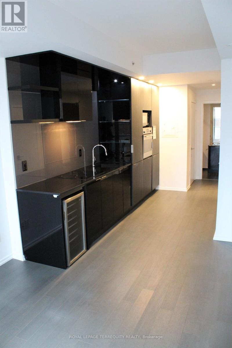 1204 - 70 Temperance Street, Toronto, Ontario  M5H 4E8 - Photo 4 - C12904204