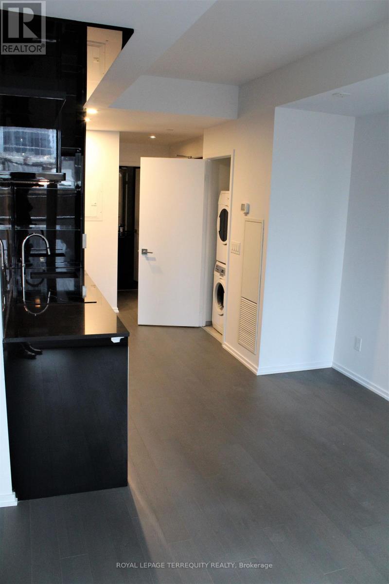 1204 - 70 Temperance Street, Toronto, Ontario  M5H 4E8 - Photo 9 - C12904204