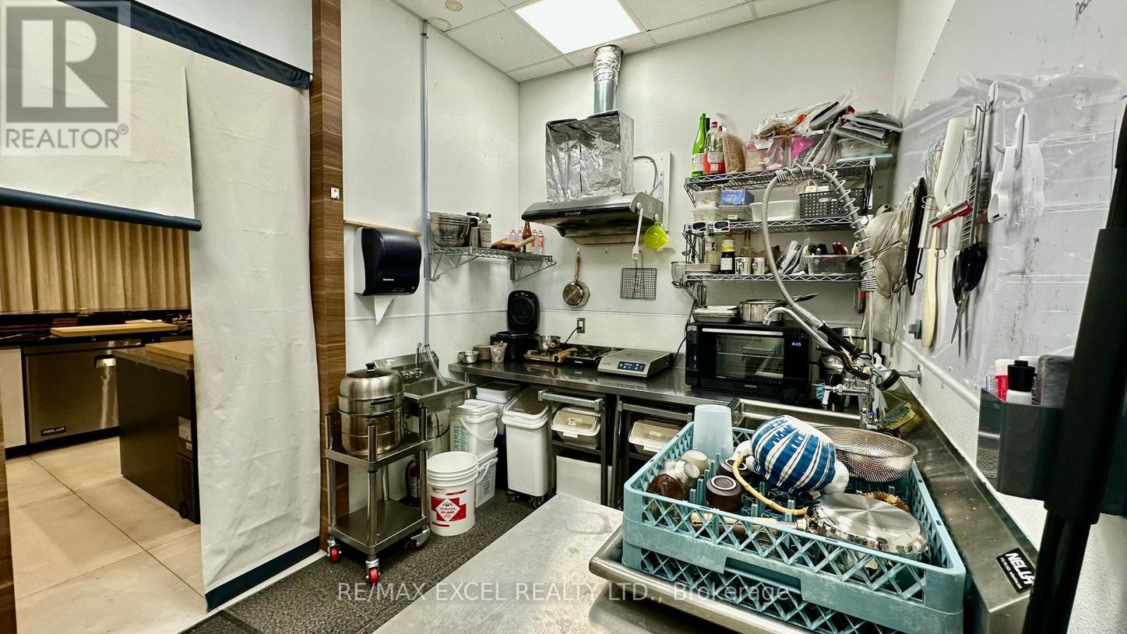 3 - 56 Forest Manor Drive, Toronto, Ontario  M2J 0E5 - Photo 12 - C12904242