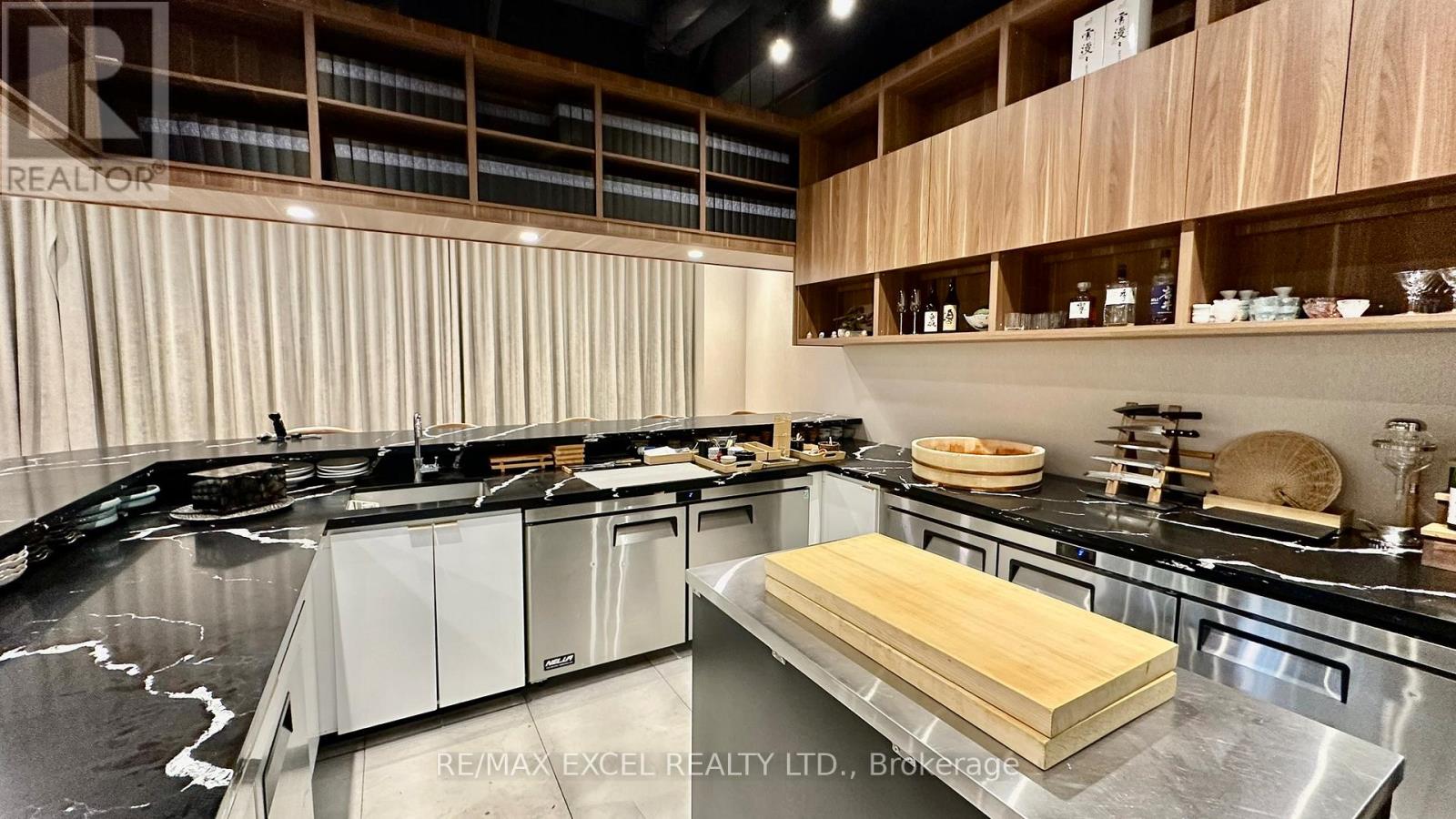 3 - 56 Forest Manor Drive, Toronto, Ontario  M2J 0E5 - Photo 8 - C12904242