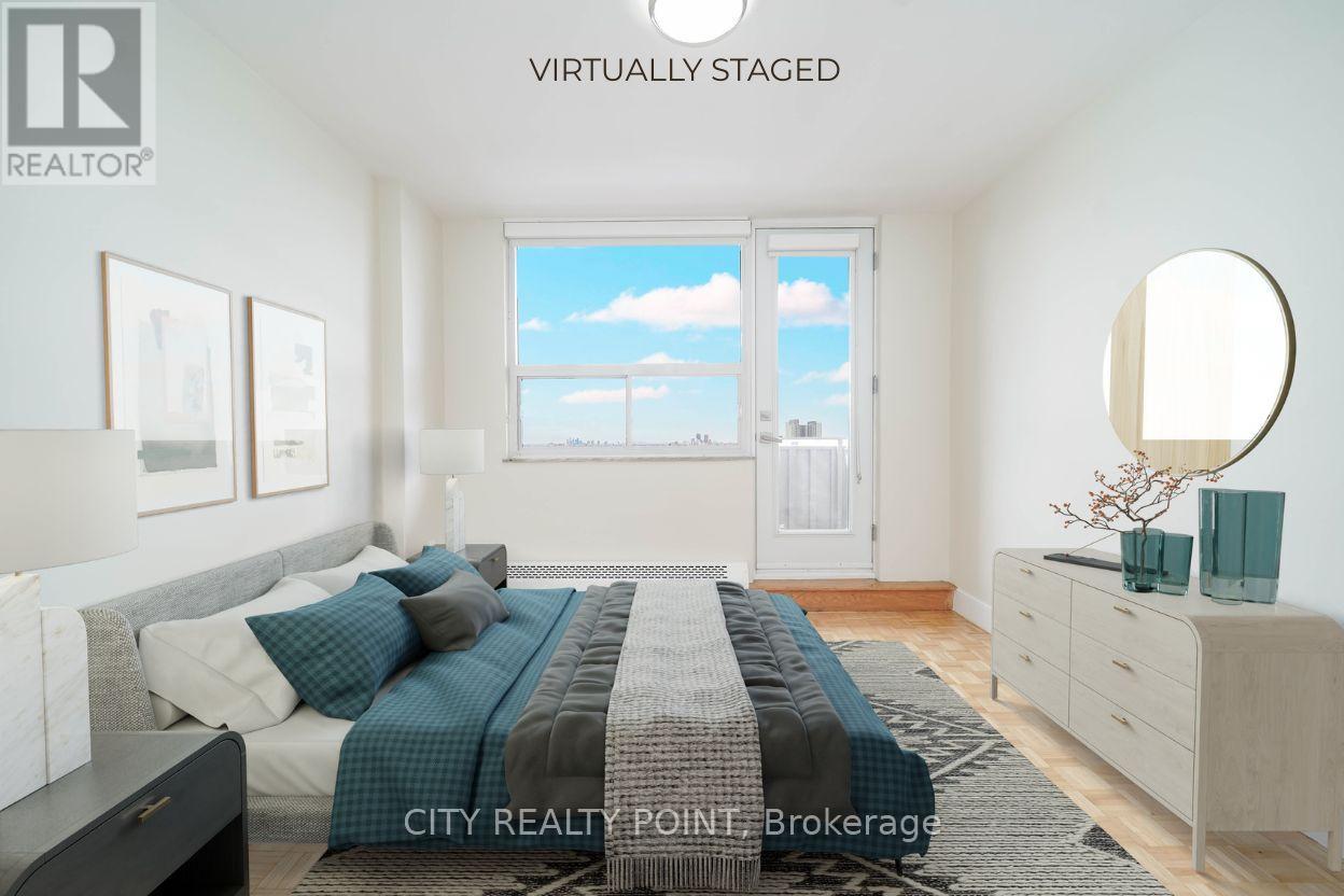 Ph10 - 666 Spadina Avenue, Toronto, Ontario  M5S 2H8 - Photo 3 - C12904244