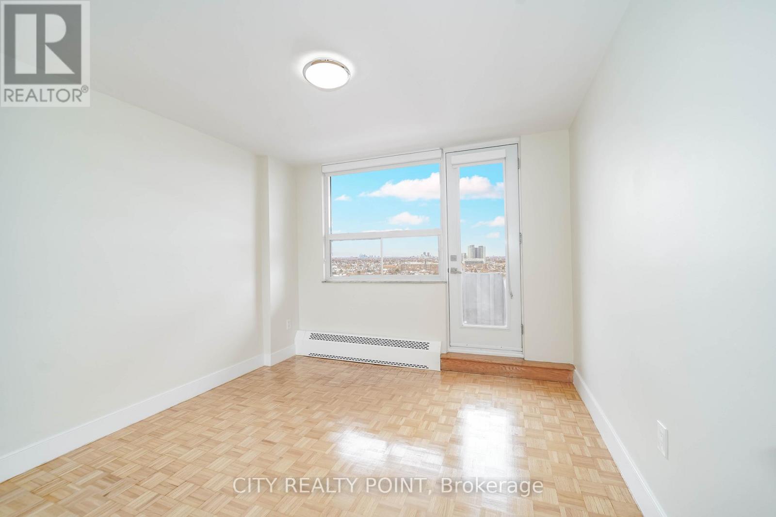 Ph10 - 666 Spadina Avenue, Toronto, Ontario  M5S 2H8 - Photo 4 - C12904244