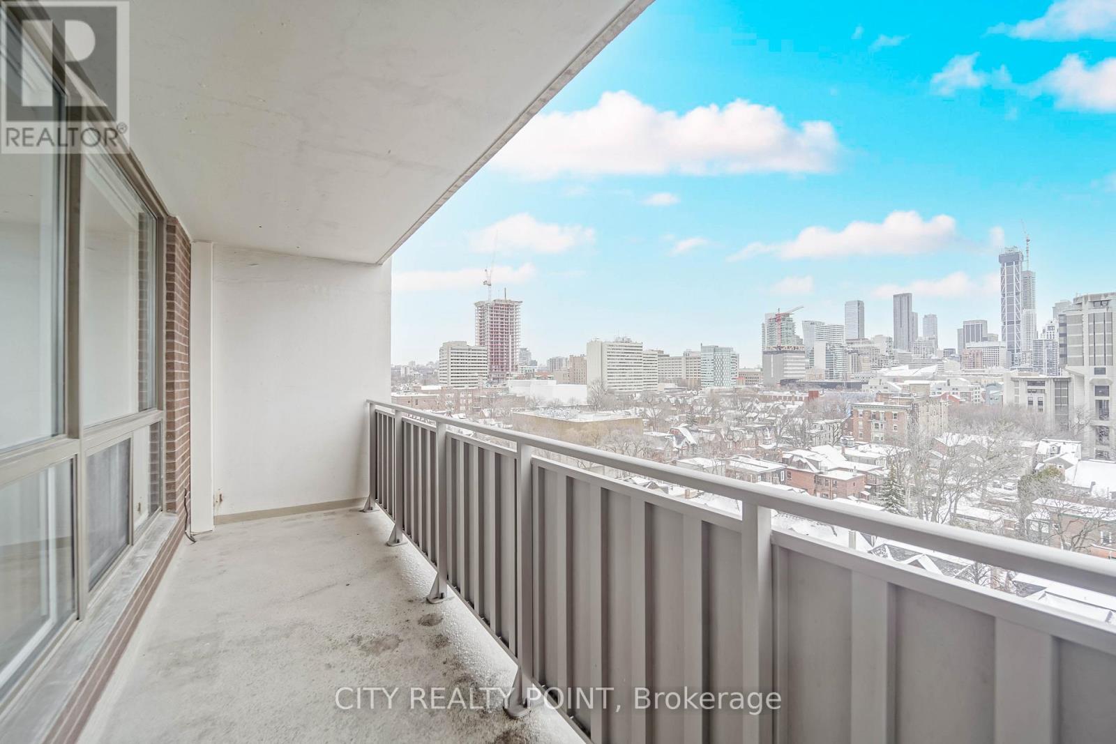 Ph10 - 666 Spadina Avenue, Toronto, Ontario  M5S 2H8 - Photo 5 - C12904244