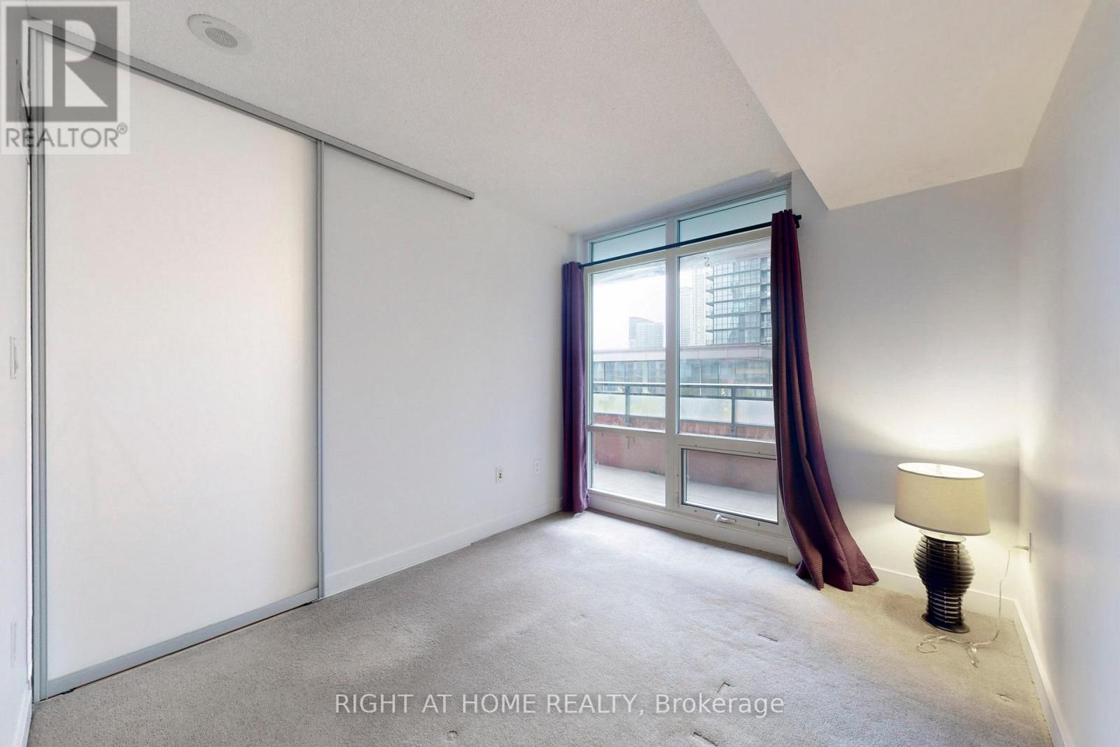 523 - 4k Spadina Avenue, Toronto, Ontario  M5V 3Y9 - Photo 7 - C12904264