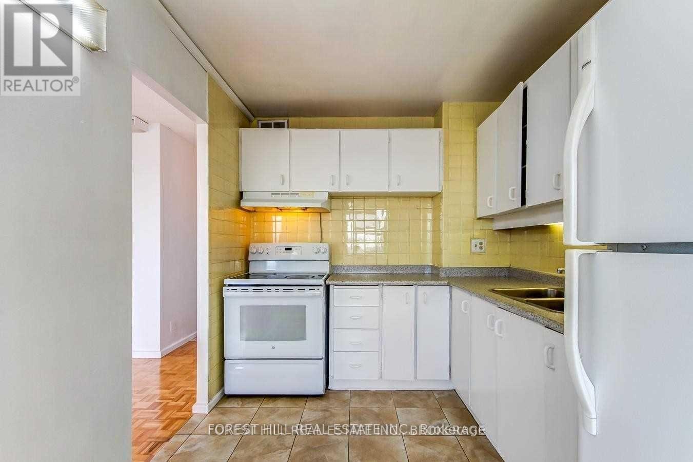 1002 - 715 Don Mills Road, Toronto, Ontario  M3C 1S4 - Photo 12 - C12904362