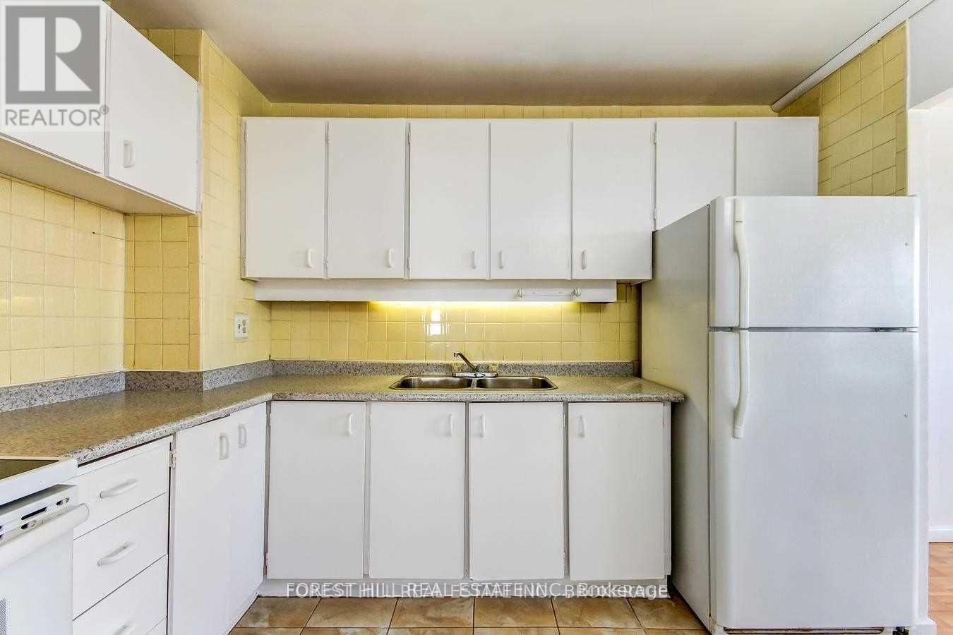 1002 - 715 Don Mills Road, Toronto, Ontario  M3C 1S4 - Photo 14 - C12904362