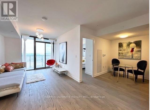 3507 - 11 Wellesley Street, Toronto, Ontario  M4Y 0G4 - Photo 6 - C12904386