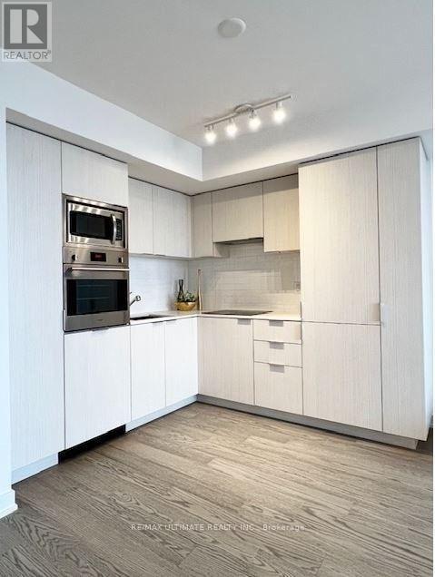 3507 - 11 Wellesley Street, Toronto, Ontario  M4Y 0G4 - Photo 8 - C12904386