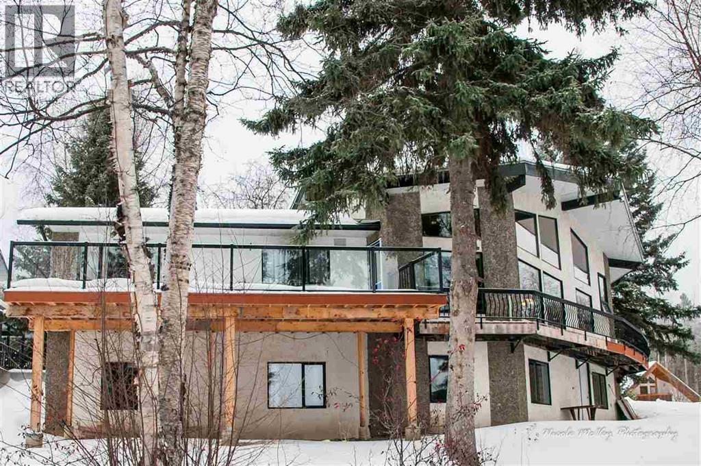 340 Pineridge Way, Fort St. James, British Columbia  V0J 1P0 - Photo 1 - R3099427