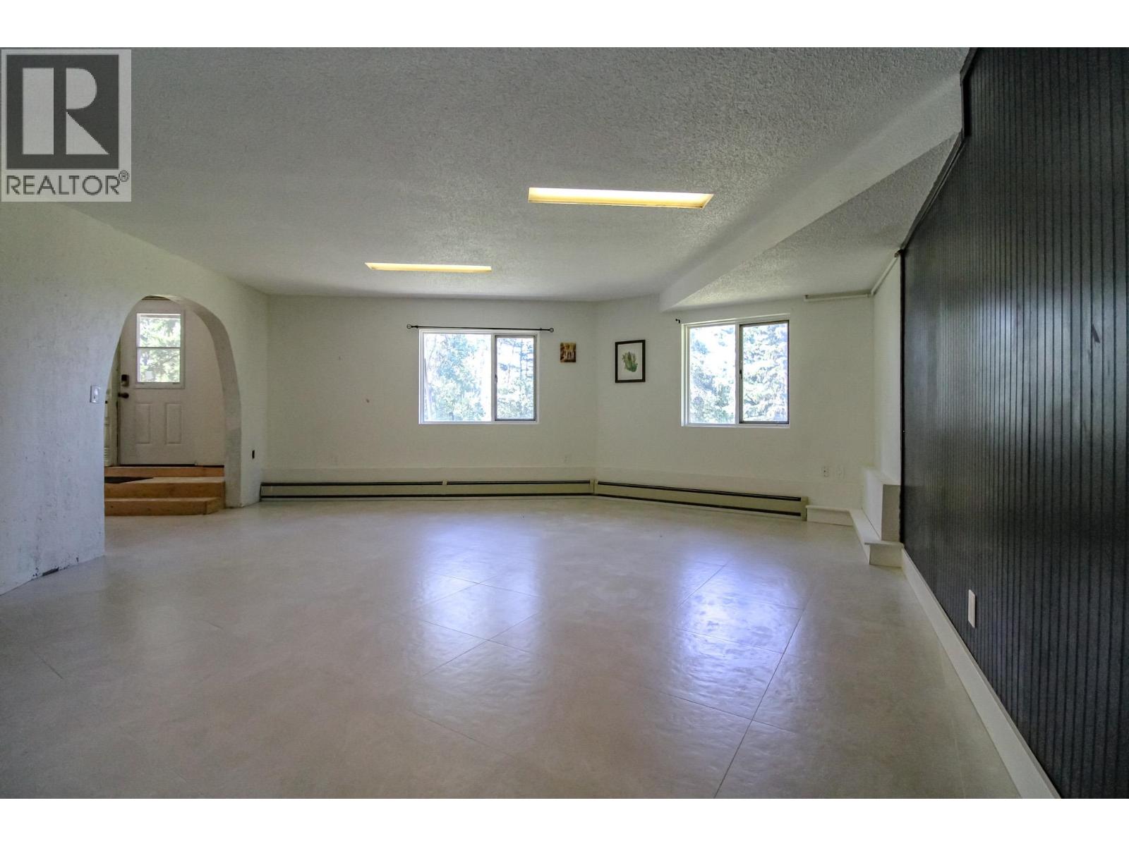 340 Pineridge Way, Fort St. James, British Columbia  V0J 1P0 - Photo 26 - R3099427