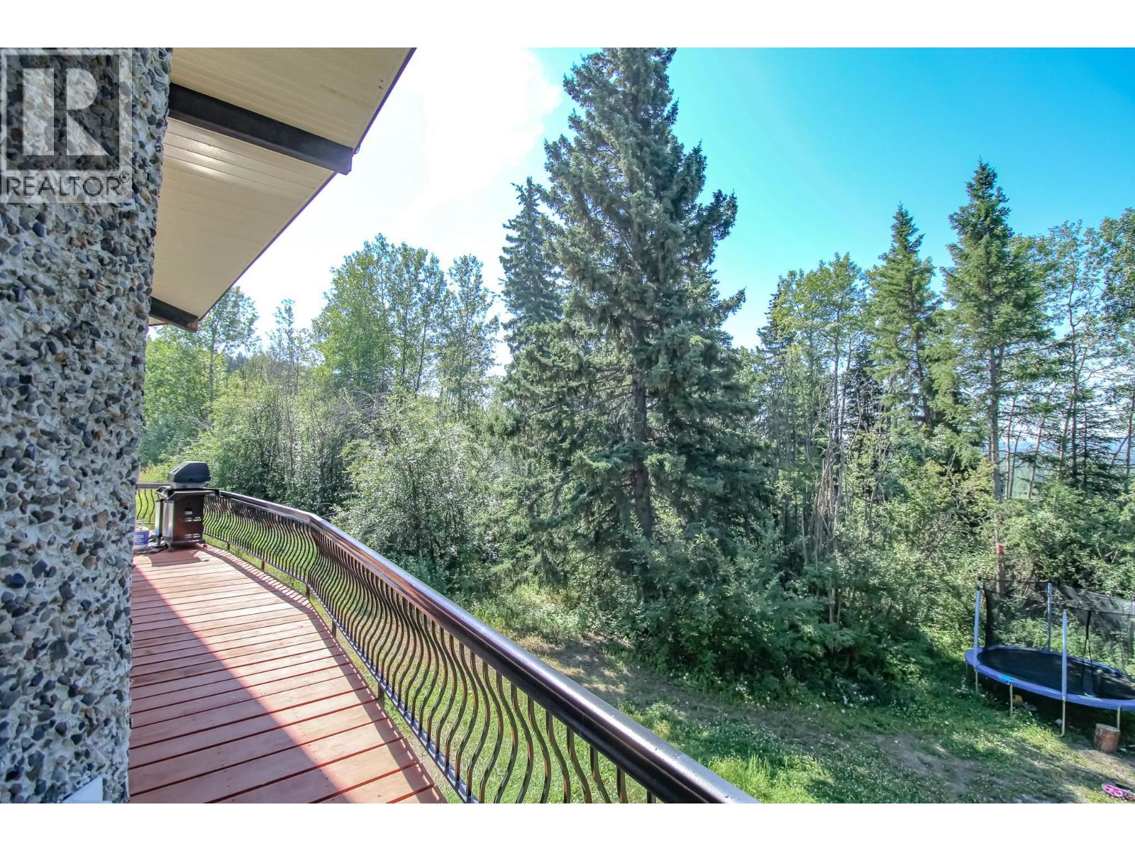 340 Pineridge Way, Fort St. James, British Columbia  V0J 1P0 - Photo 32 - R3099427