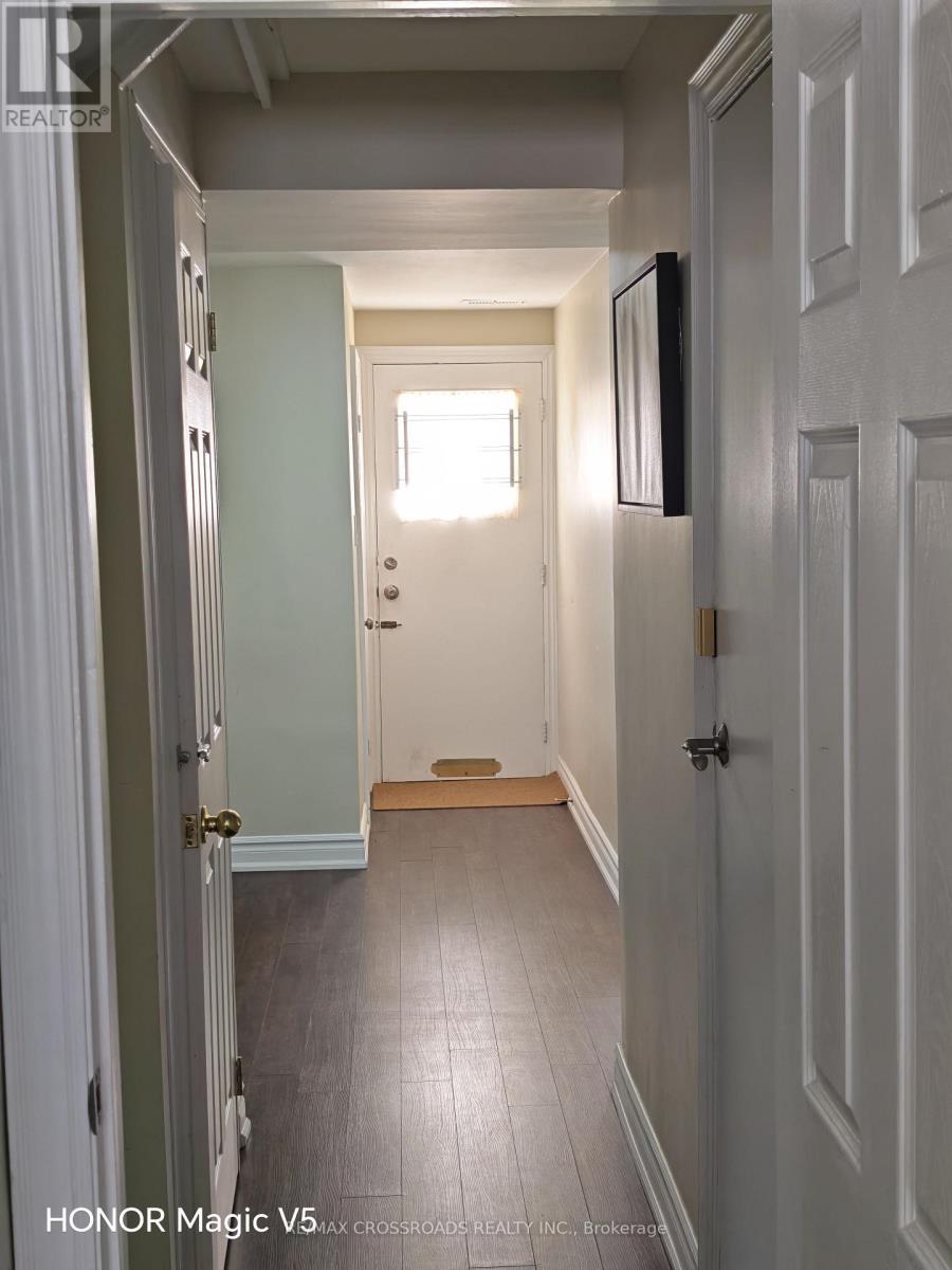 Main - 17 Linwood Avenue, Toronto, Ontario  M1S 1H2 - Photo 3 - E12893460