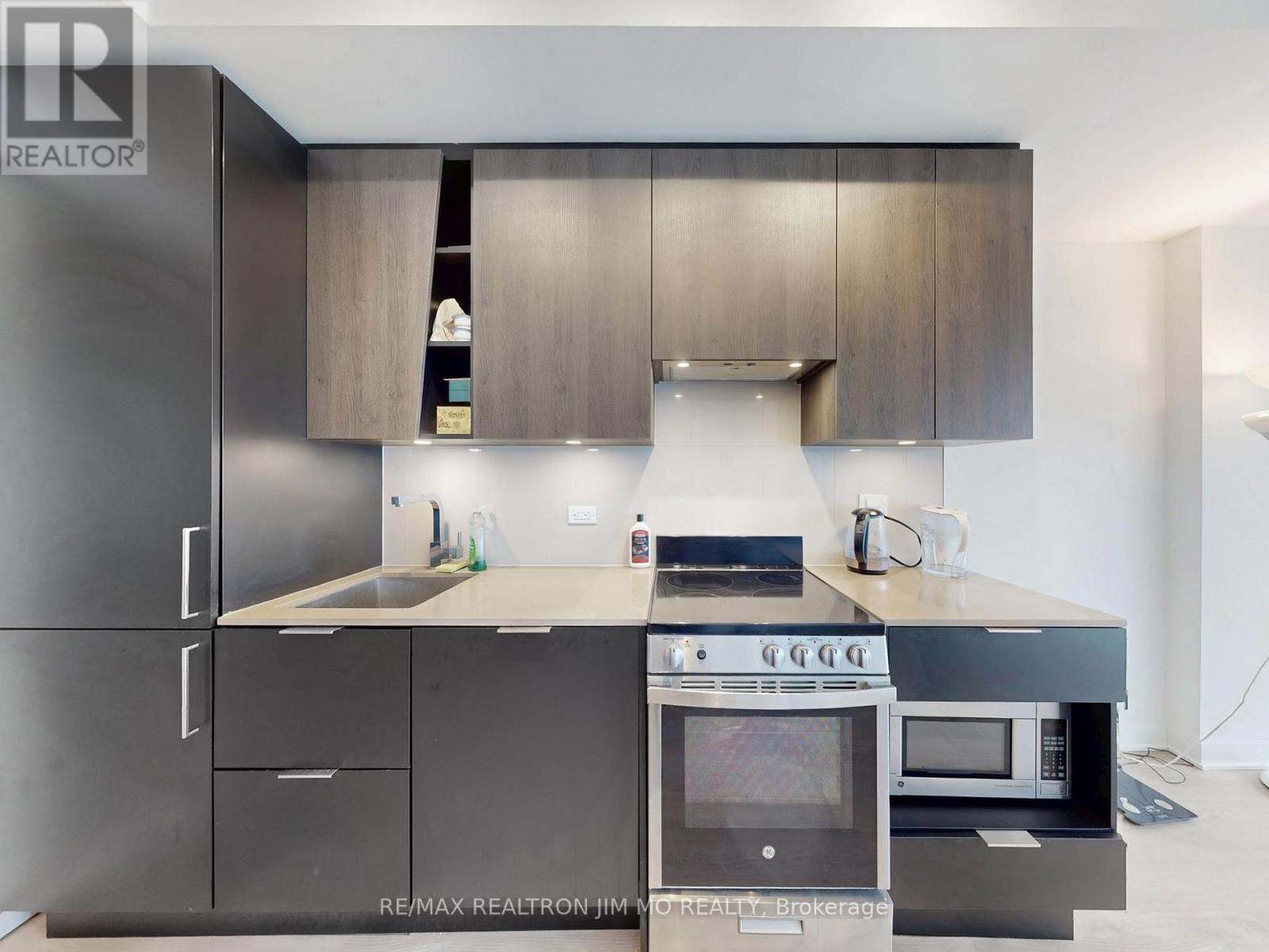 5307 - 3900 Confederation Parkway, Mississauga, Ontario  L5B 0M3 - Photo 16 - W12899772