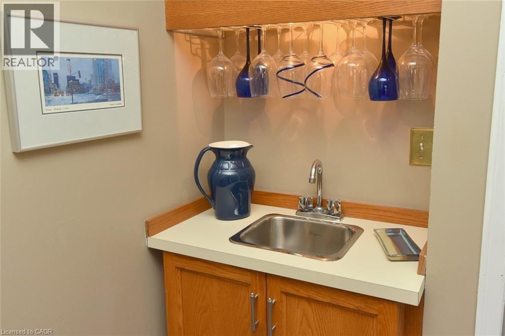 2 Novoco Drive, Hamilton, Ontario  L9C 7E7 - Photo 22 - 40811935