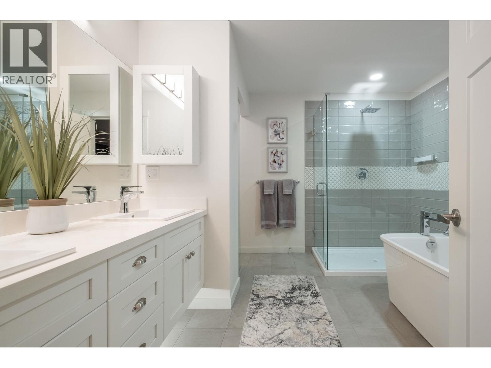 24095 Fern Crescent, Maple Ridge, British Columbia  V4R 2S1 - Photo 18 - R3100821