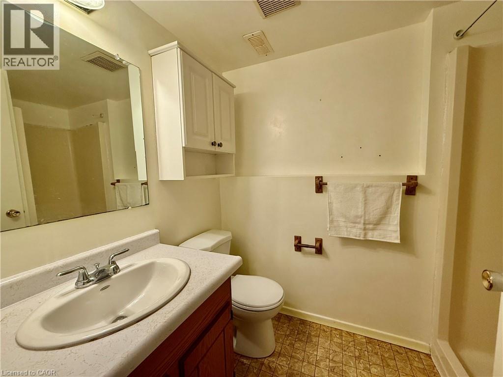 164 Herron Place, Waterloo, Ontario  N2T 1H2 - Photo 27 - 40813642