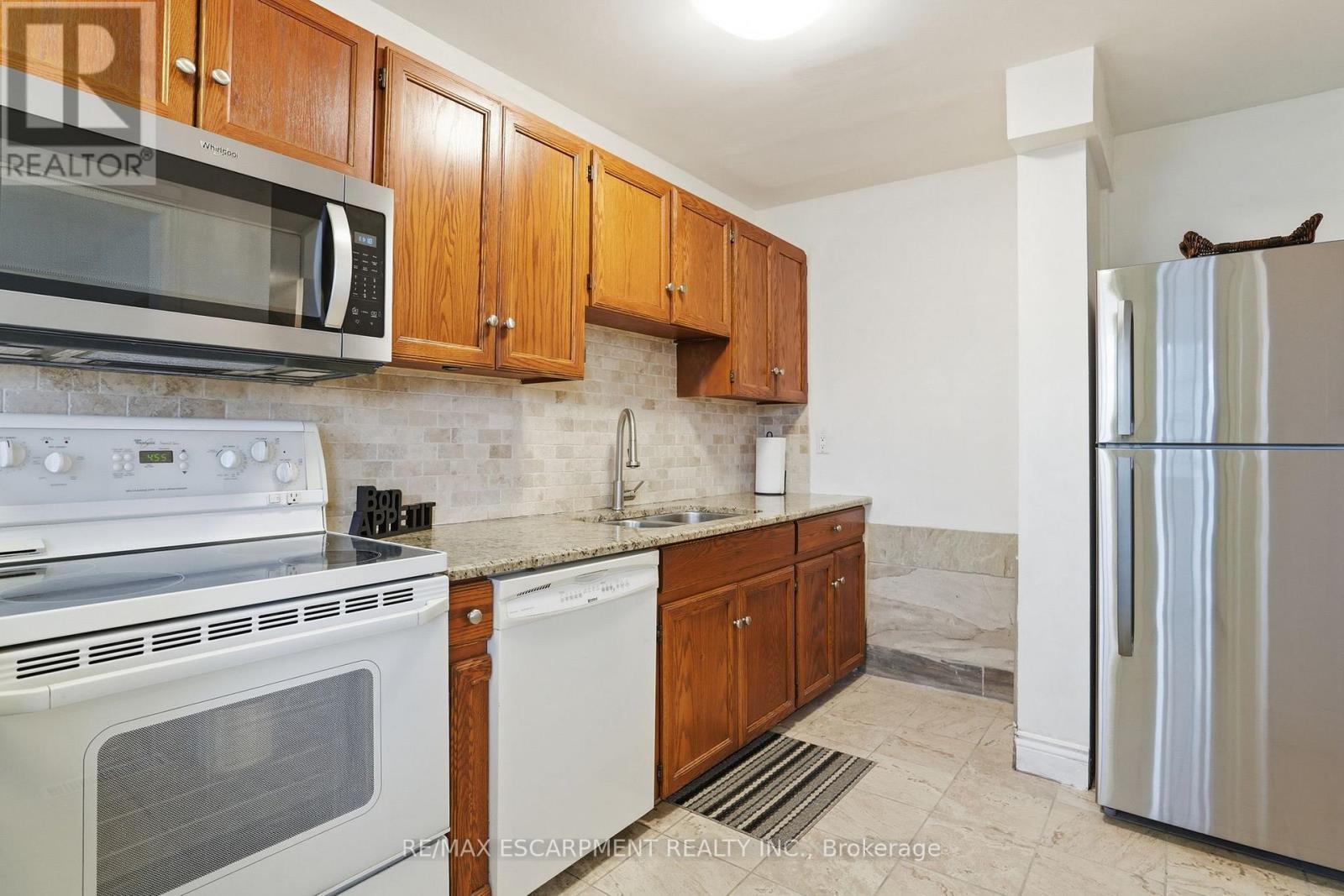 U7 - 444 Stone Church Road W, Hamilton, Ontario  L9B 1R1 - Photo 8 - X12900124