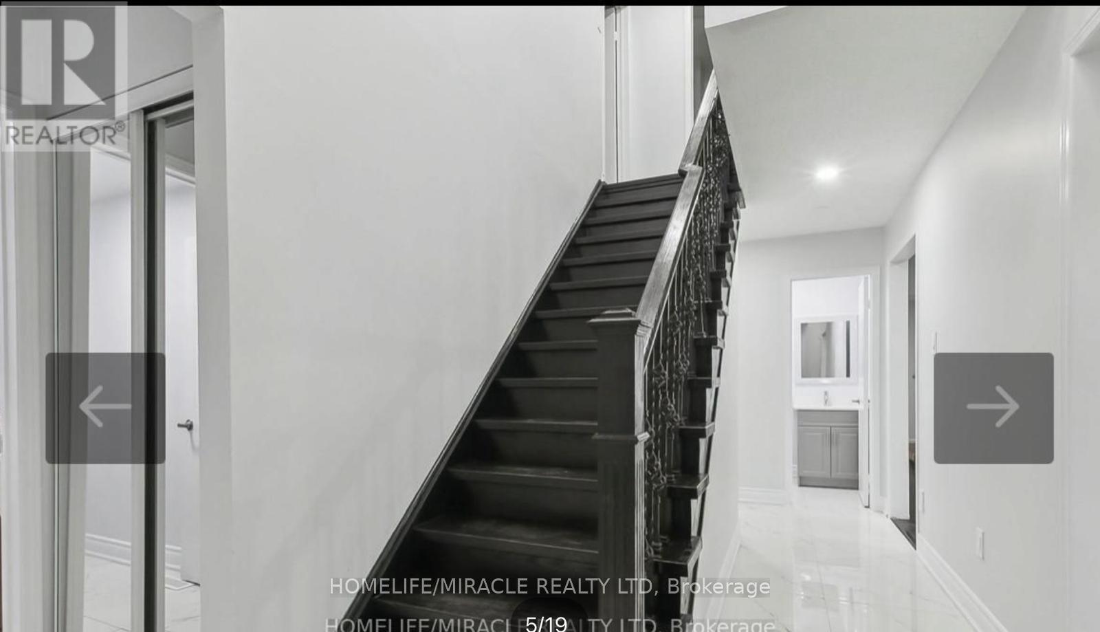 Upper - 204 Delaney Drive, Ajax, Ontario  L1T 2B4 - Photo 8 - E12904290