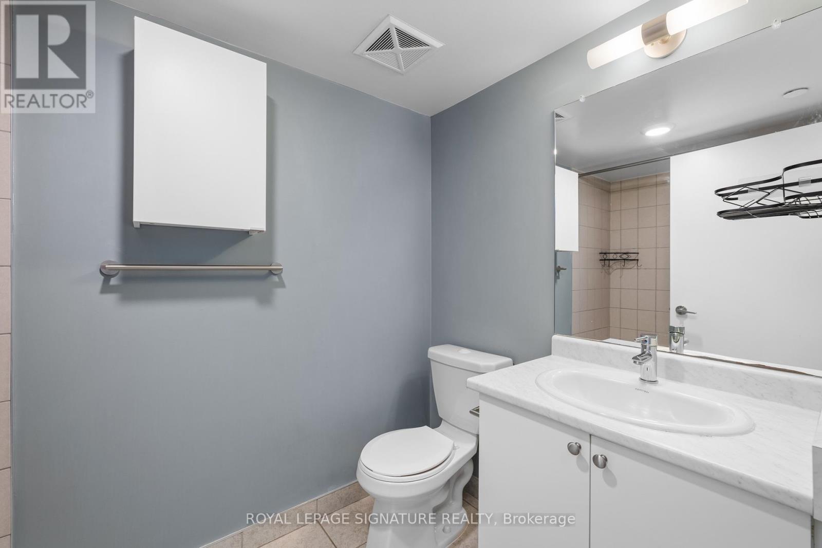 416 - 8 Trent Avenue, Toronto, Ontario  M4C 0A6 - Photo 11 - E12904402