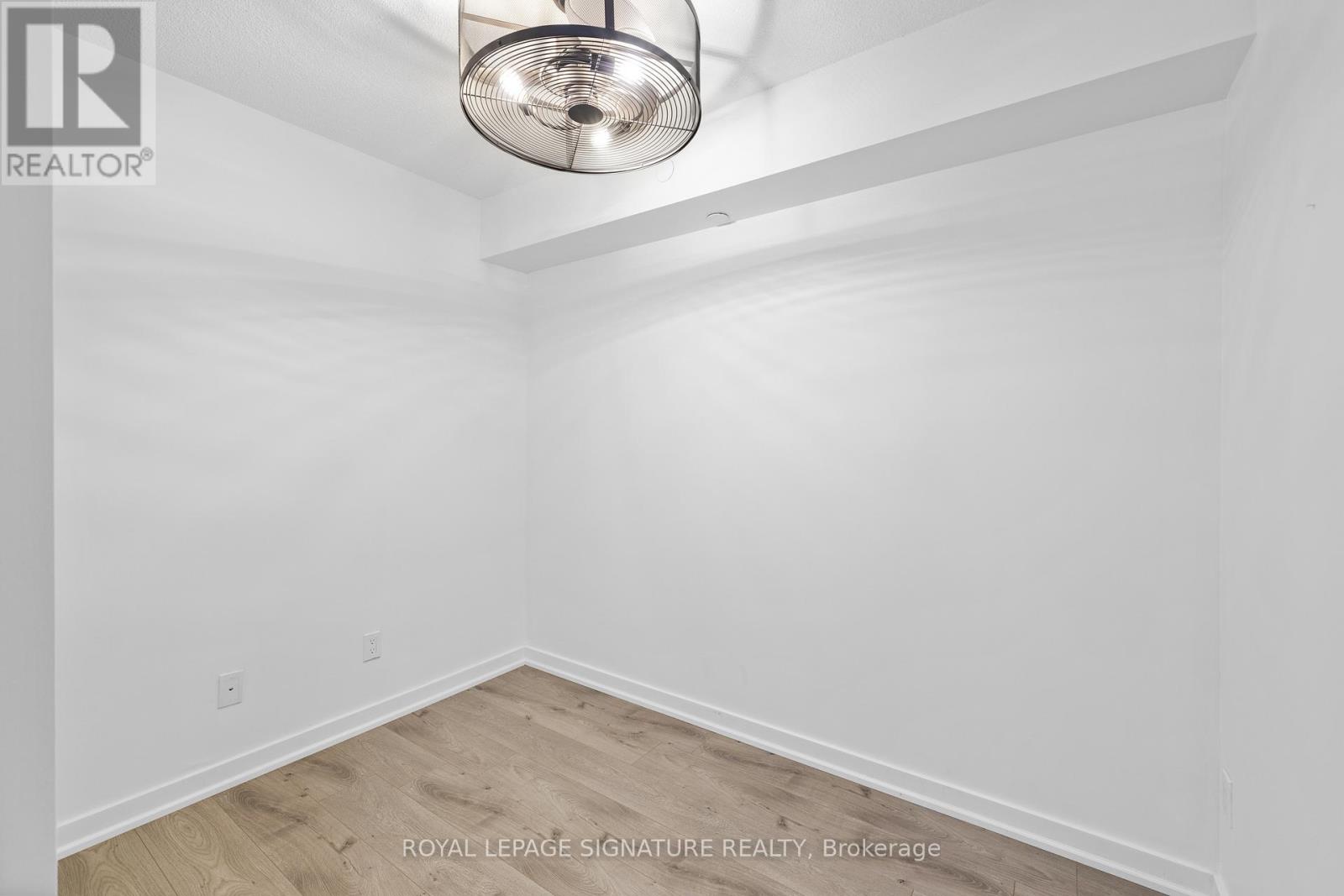 416 - 8 Trent Avenue, Toronto, Ontario  M4C 0A6 - Photo 12 - E12904402