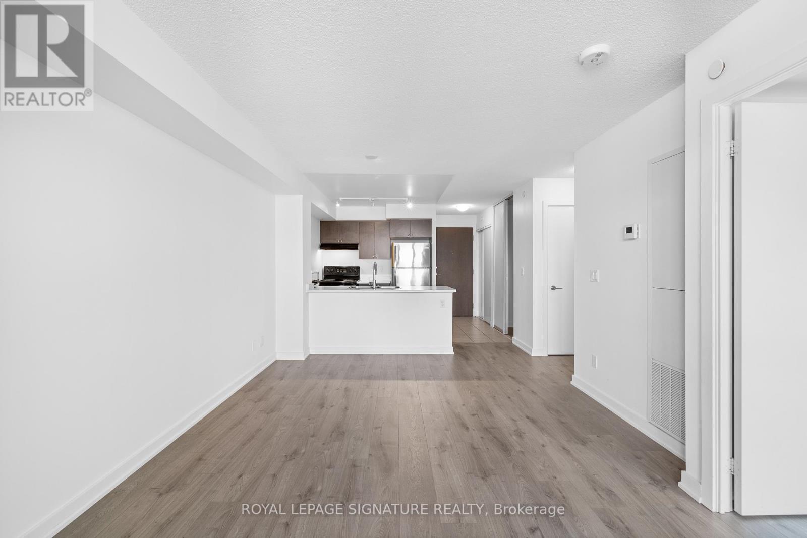 416 - 8 Trent Avenue, Toronto, Ontario  M4C 0A6 - Photo 3 - E12904402