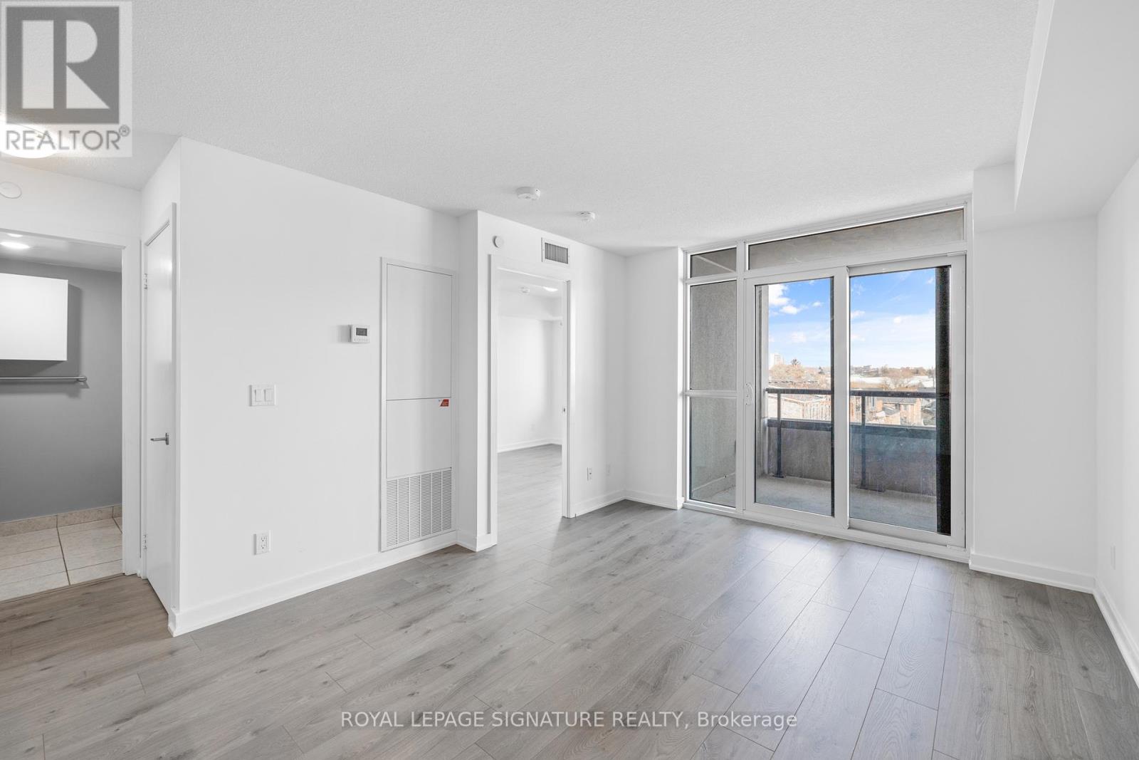 416 - 8 Trent Avenue, Toronto, Ontario  M4C 0A6 - Photo 7 - E12904402