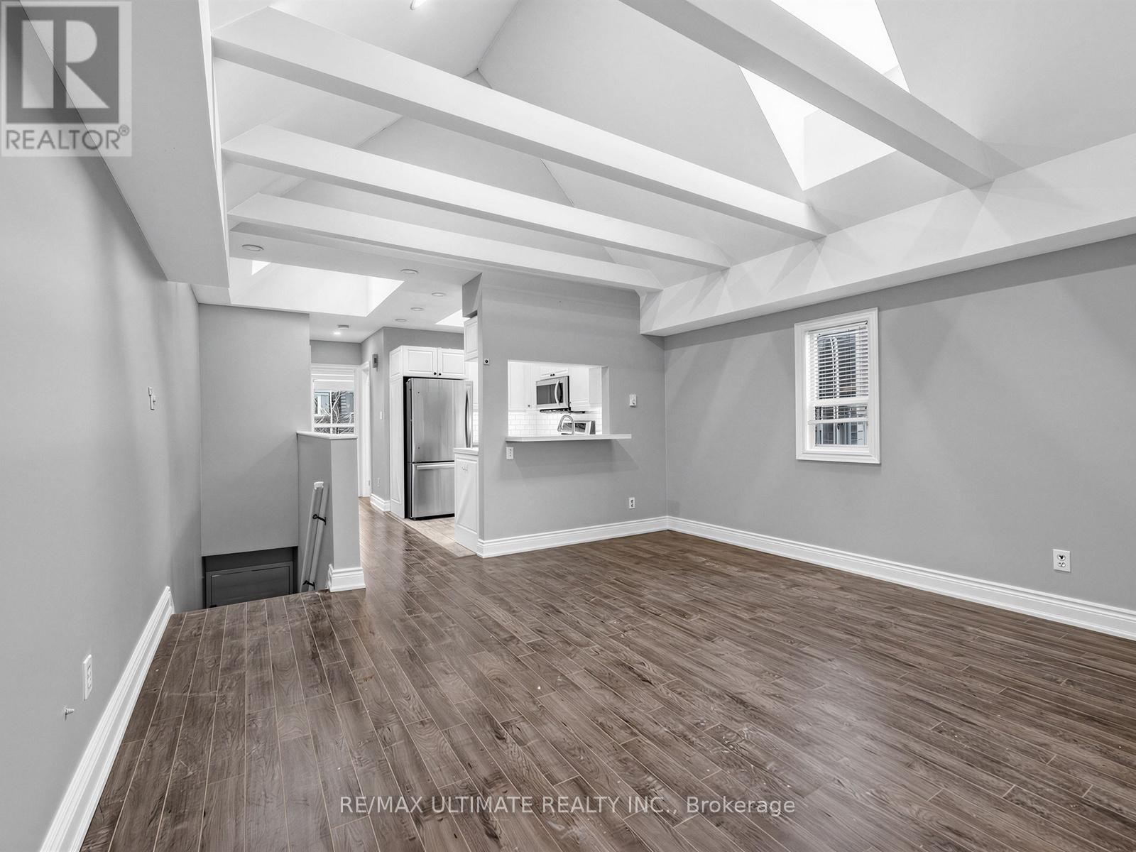 2 Upper Level - 213 Langley Avenue, Toronto, Ontario  M4K 1C1 - Photo 2 - E12904420